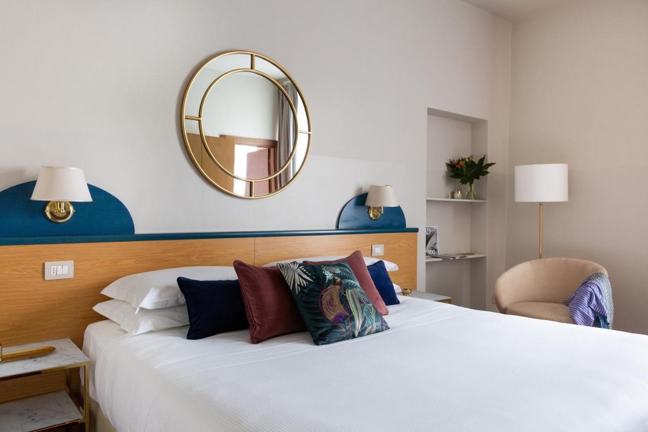 Aramis Deluxe Rooms Флоренция Екстериор снимка